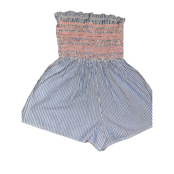 NWT Women’s Cabana By Crown & Ivy Ruffled Seersucker Romper One Piece Size M - Picture 7 of 8